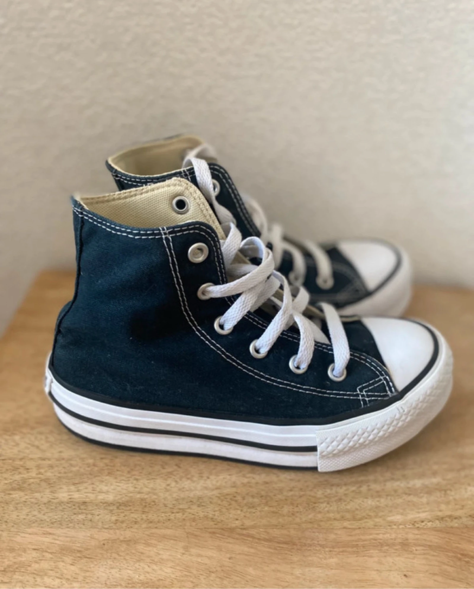 Converse Chuck Taylor All Star EVA Lift Platform High Top Sneakers - Size 32 – photo 2